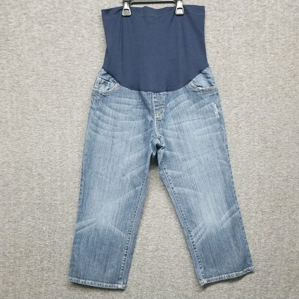 Women's Liz Lange  Maternity Full Panel Jean Capris Size 6